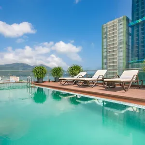 Dolphin And Aparthotel Da Nang